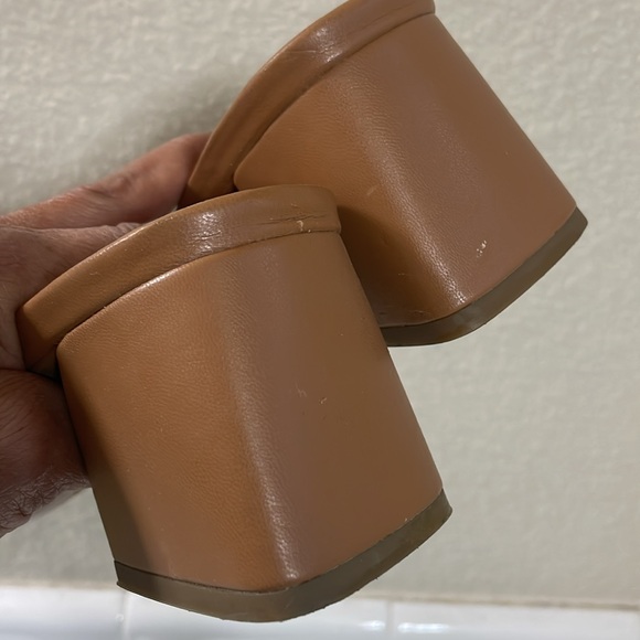Open Edit Nordstrom Mocha slides . Size 8 M - Picture 5 of 6